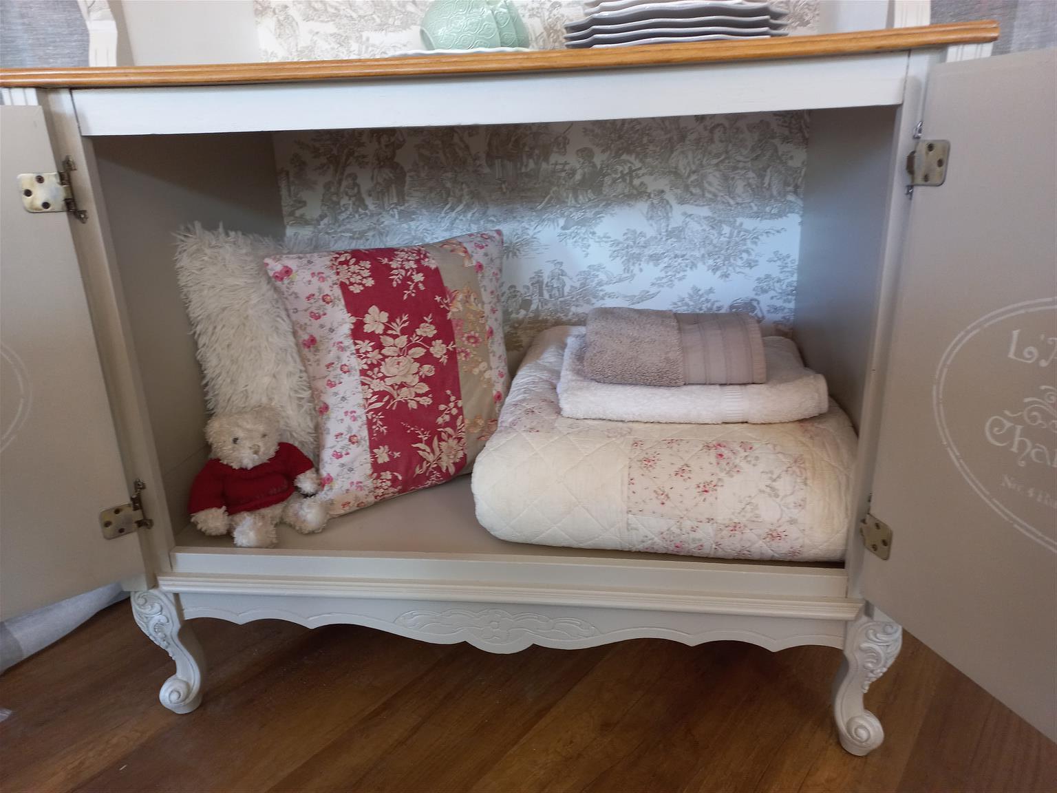 French Country Style Cabinet/ Hutch