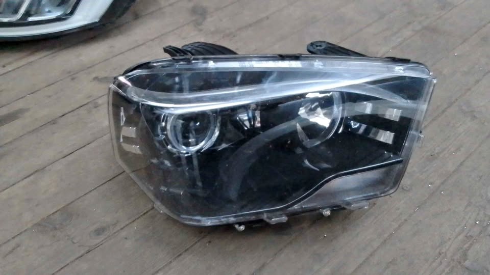 Mahindra scopion headlight - Private Seller Mahindra scopion headlight - Private Seller