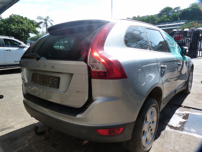 Volvo XC60 2.0T Powershift AT Silver - 2010 STRIPPING FOR SPARES - Private Seller