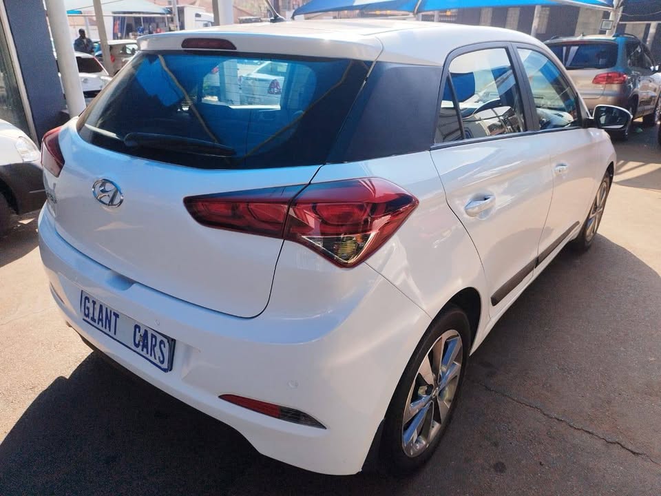 Hyundai i20 1.4 fluid
