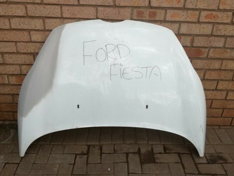 Ford Fiesta Bonnet - Private Seller Ford Fiesta Bonnet - Private Seller