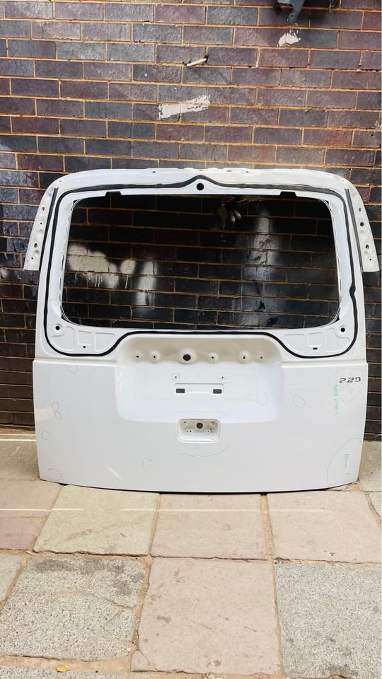 Hyundai Staria tailgate - Private Seller