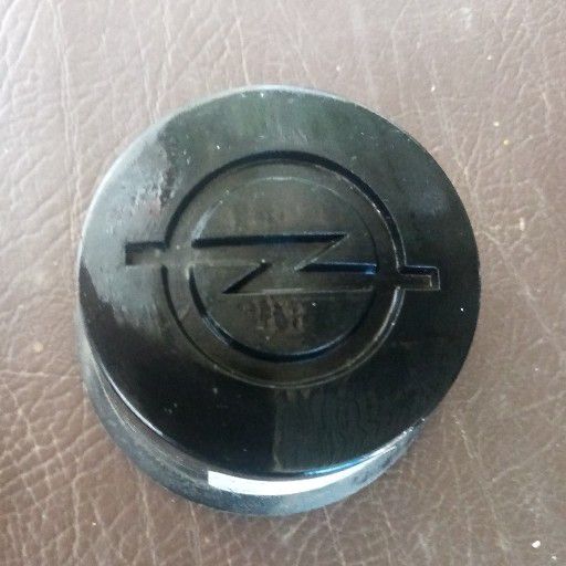 Opel, centre cap - Private Seller Opel, centre cap - Private Seller