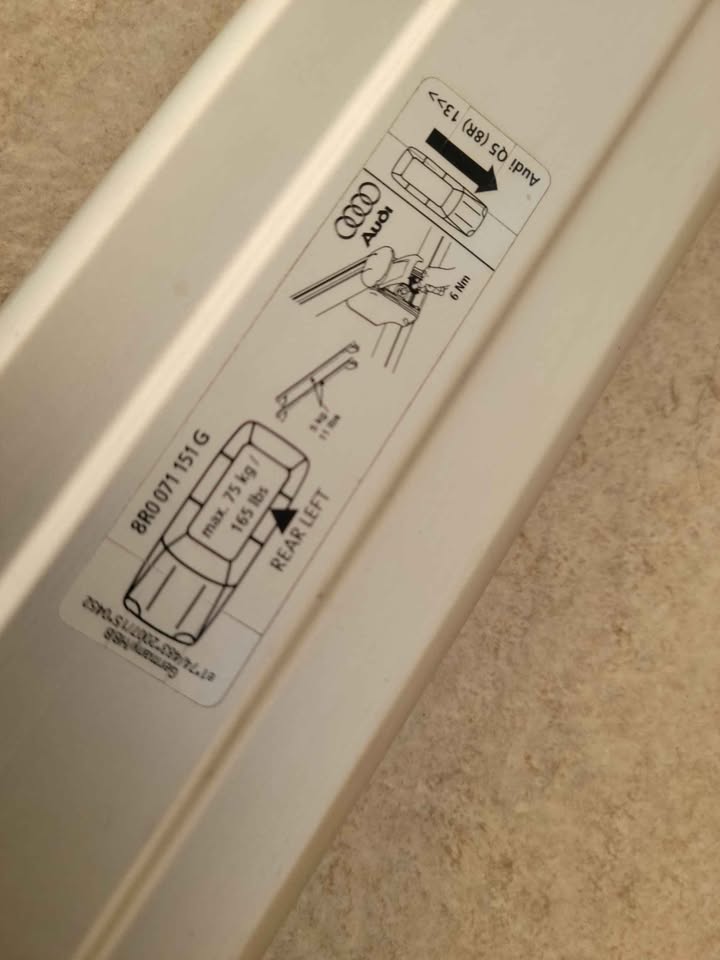 Audi Q5 Roof Racks / Roof Rails - Private Seller Audi Q5 Roof Racks / Roof Rails - Private Seller
