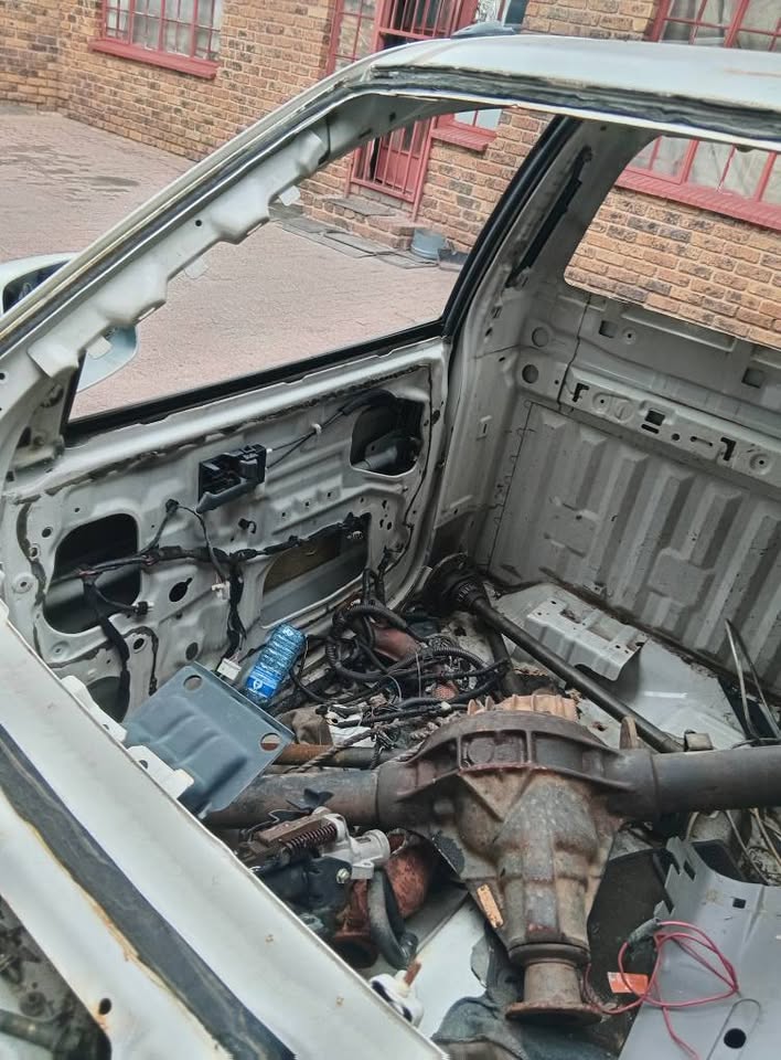 Isuzu KB250 Go Big/ GWM Steed 3 Right Door For Sale - Private Seller