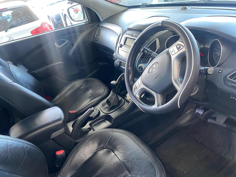 2010 HYUNDAI IX35 2.0 MANUAL