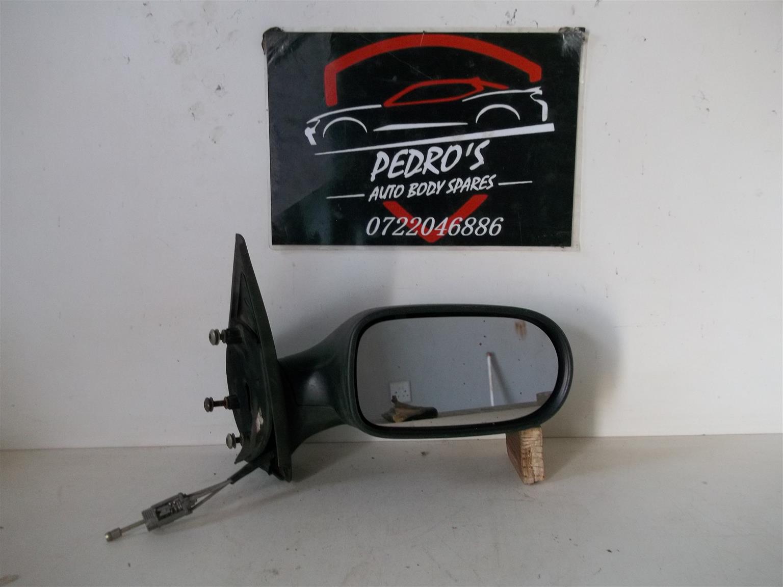 Fiat Palio '00-'07 right mirror (Manual) - Private Seller Fiat Palio '00-'07 right mirror (Manual) - Private Seller