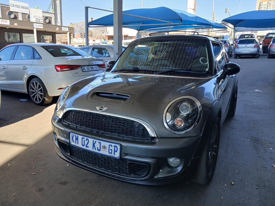 2014 MINI COOPER S 2.0 SPORT 3DOOR MANUAL