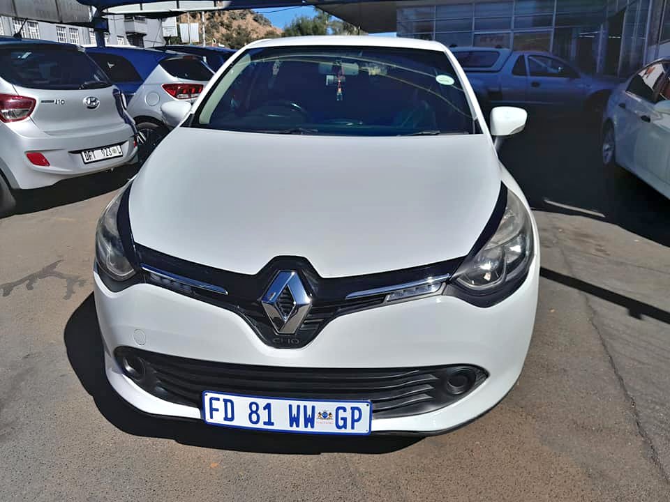 2017 RENAULT CLIO4 900T MANUAL