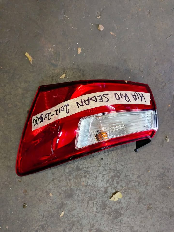 Kia Rio sedan 2012-2015 taillight rightside - Private Seller Kia Rio sedan 2012-2015 taillight rightside - Private Seller