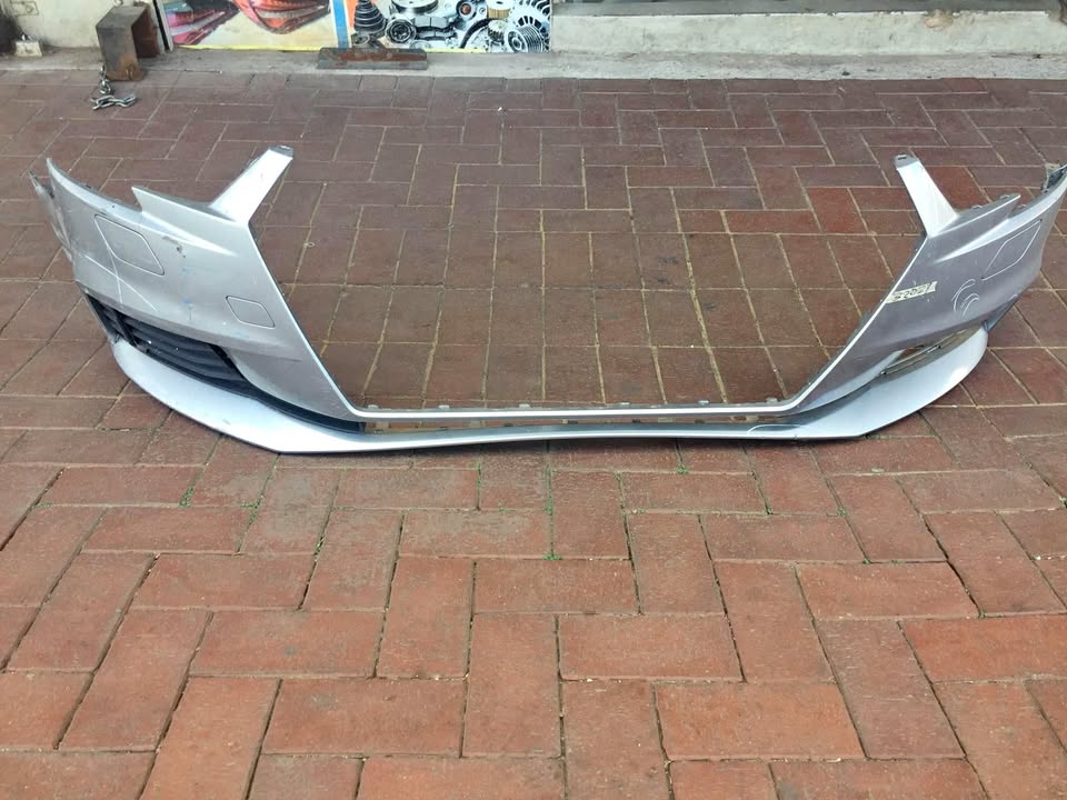 AUDI A3 front bumper for sell in good condition nice and clean - Private Seller AUDI A3 front bumper for sell in good condition nice and clean - Private Seller