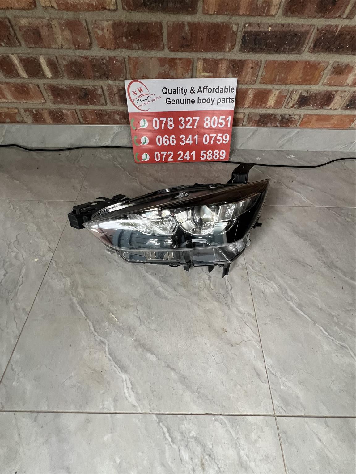 Mazda CX-3 Headlight - Private Seller Mazda CX-3 Headlight - Private Seller