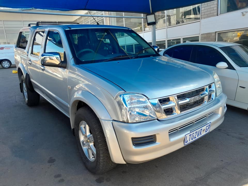 2005 ISUZU KB300 GO BIG DOUBLE CAB WITH CANOPY MANUAL