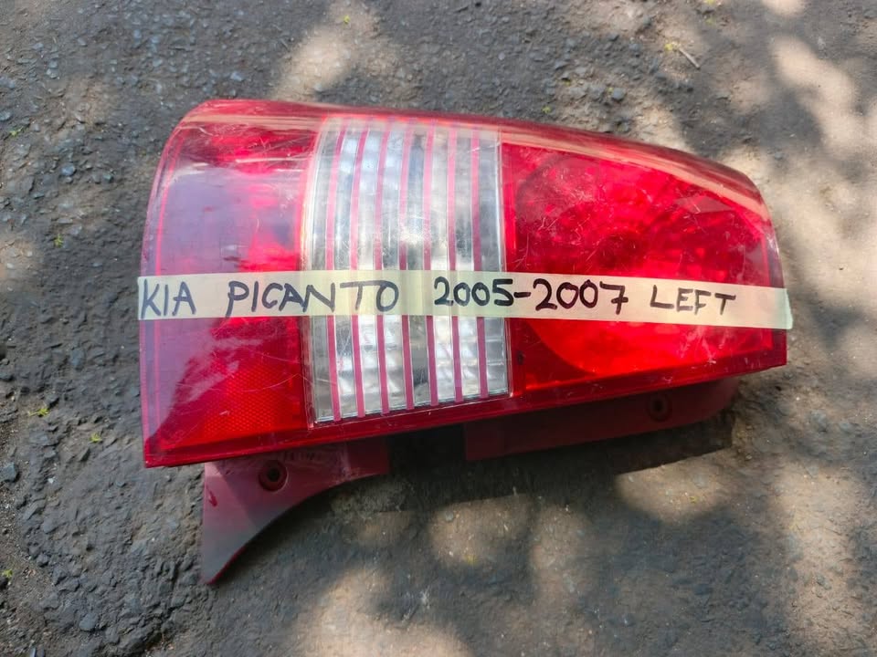 Kia picanto 2005-2007 taillight left side - Private Seller