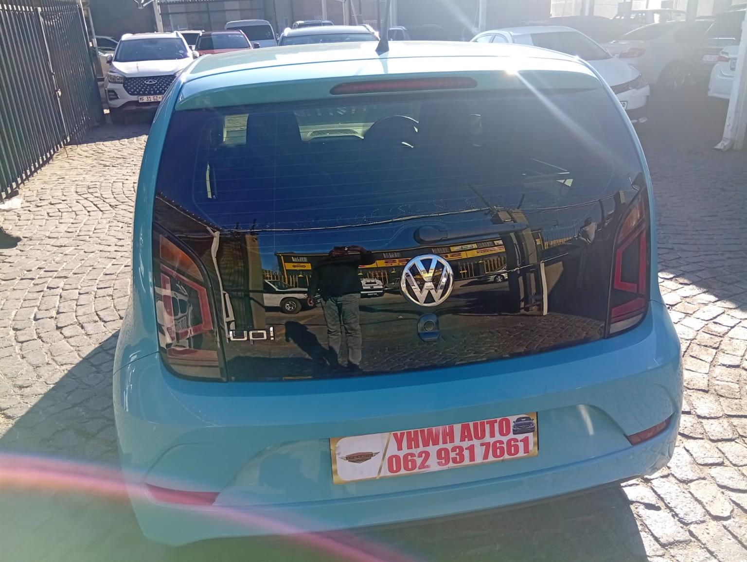 2020 Volkswagen up! Move up! 5-Door 1.0 Hatch 4,6 /100km Manual 114,000km Cloth