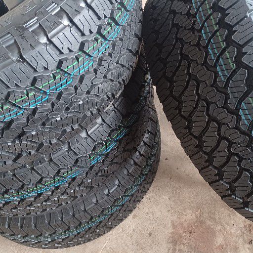 Ford thunder rims and general grabber at3 tyres