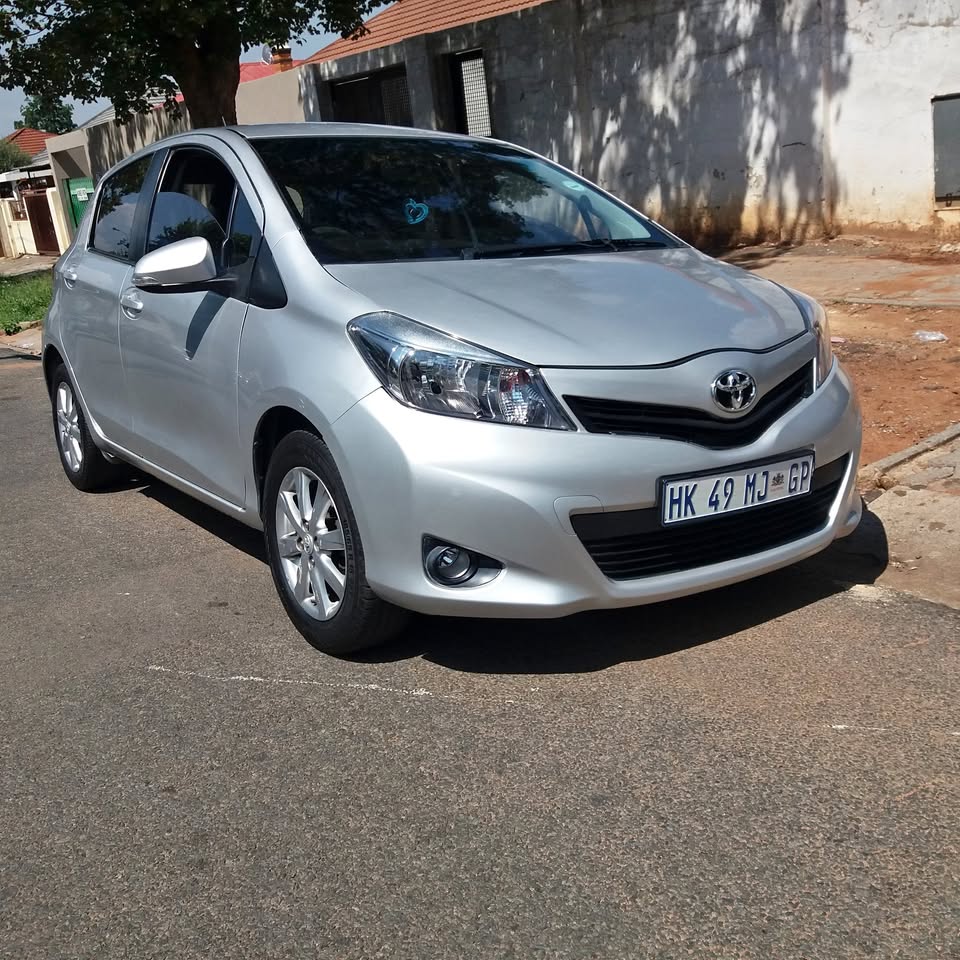 2012 TOYOTA YARIS 1.0 S ASH & FINANCE AVAILABLE