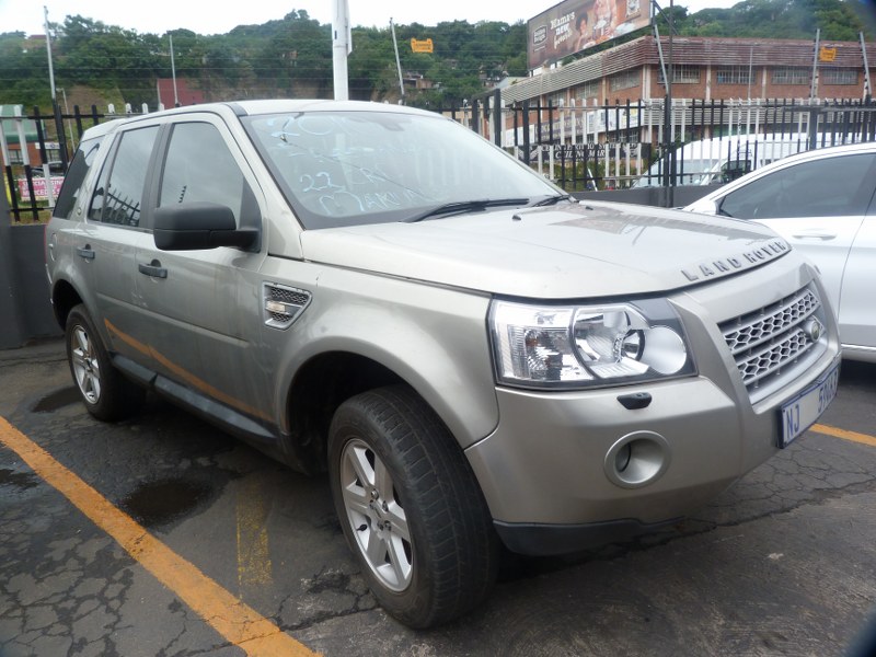 Land Rover Freelander2 2.2 TD4 Manual Gold - 2010 STRIPPING FOR SPARES - Private Seller