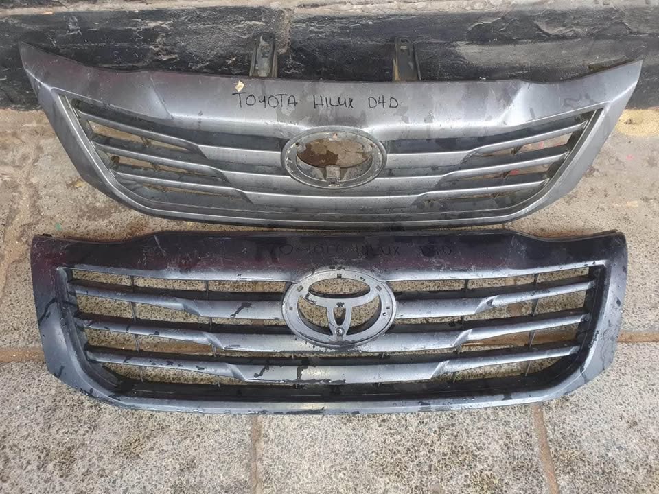 Toyota Hilux D4D grill - Private Seller Toyota Hilux D4D grill - Private Seller