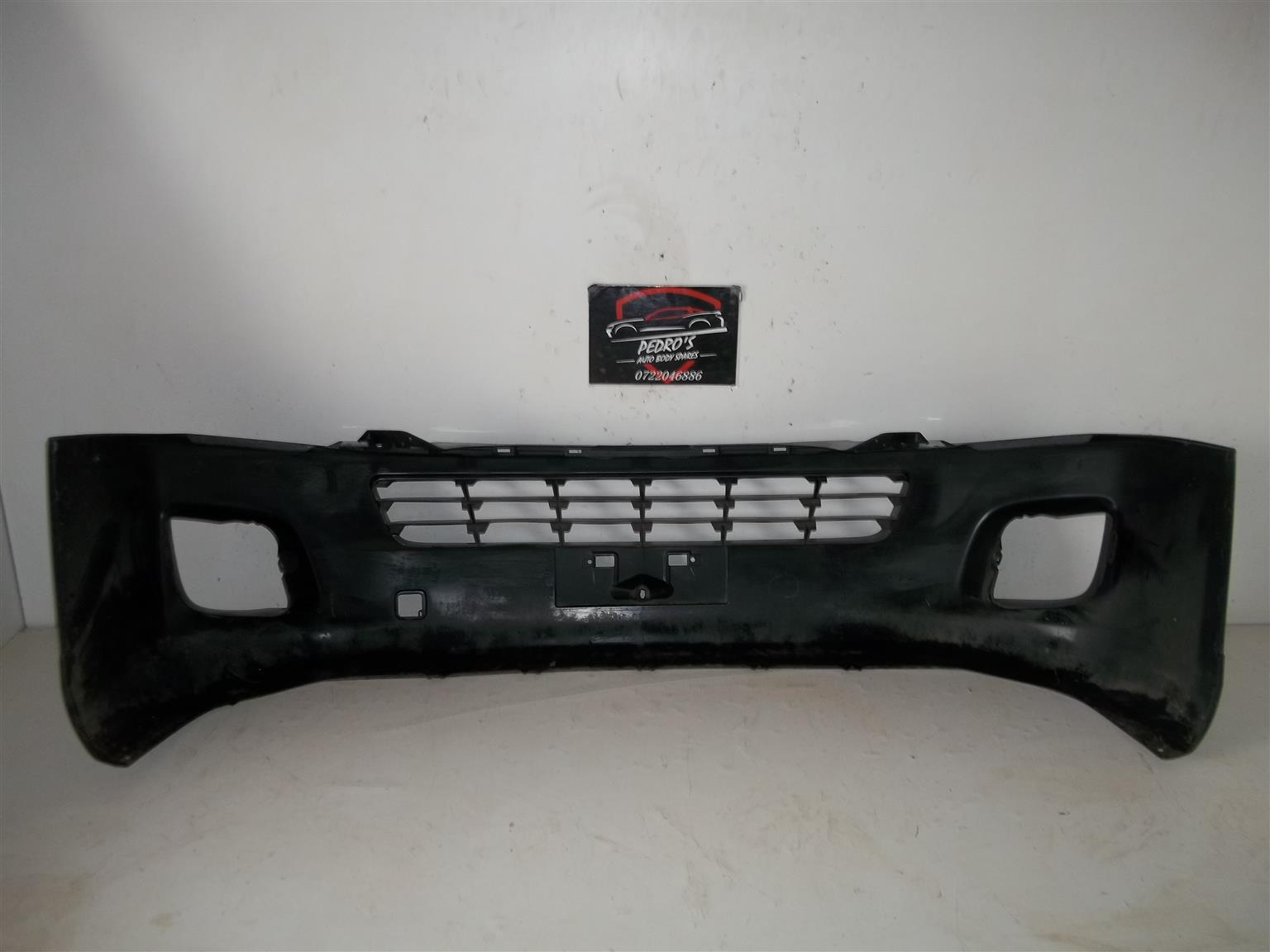 Nissan NV350 '13+ front bumper - Private Seller Nissan NV350 '13+ front bumper - Private Seller