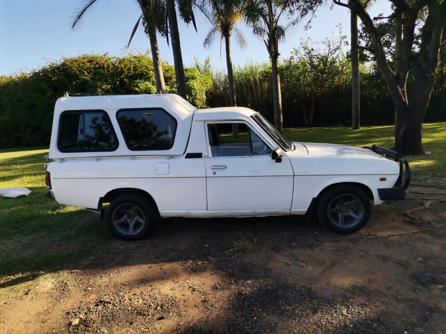 2004 nissan 1400 for sale