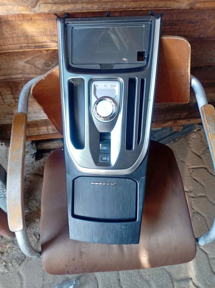Gear selector haval jolion 2023 - Private Seller