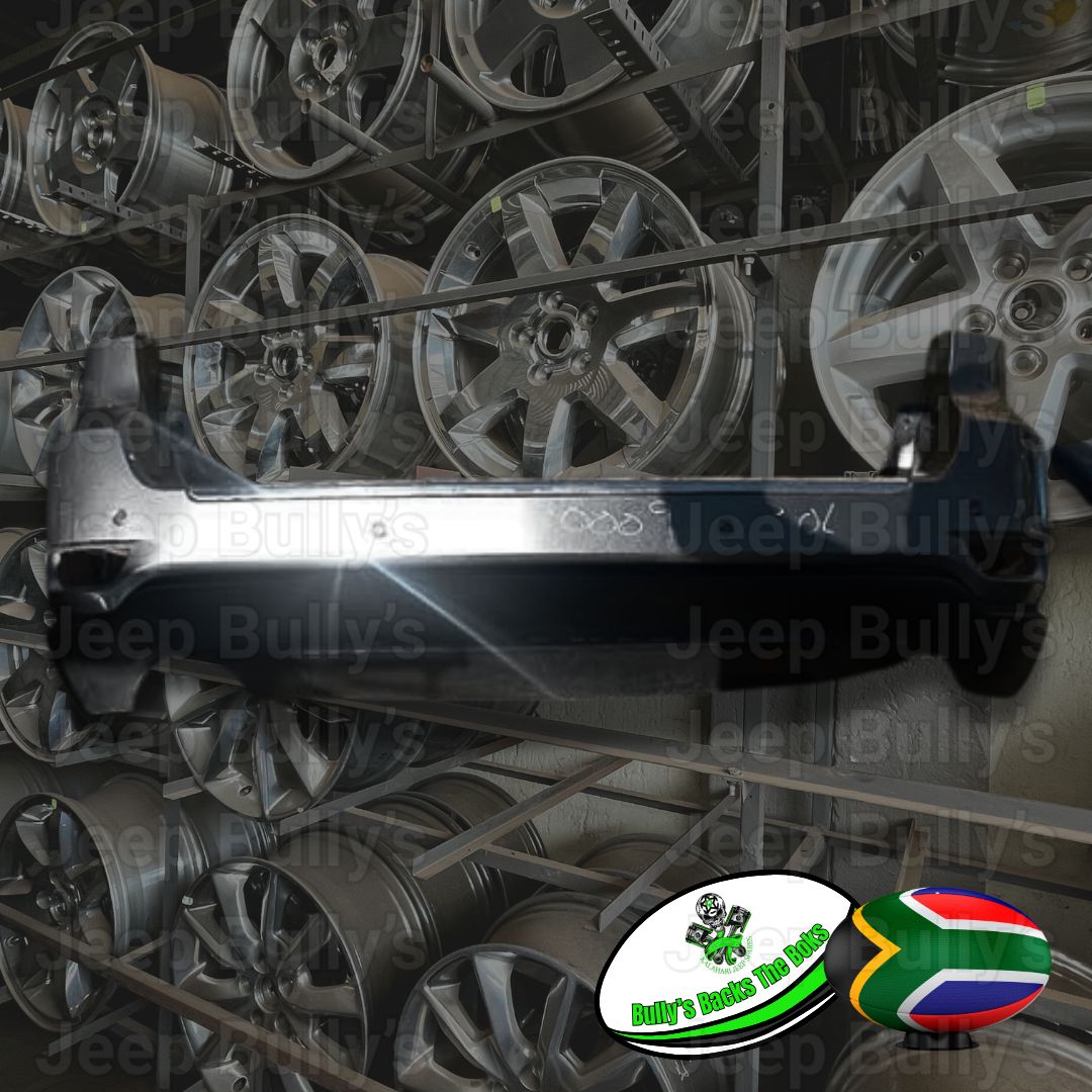 Jeep Grand Cherokee Wk2 Pre Face Second Hand Bumper - Private Seller Jeep Grand Cherokee Wk2 Pre Face Second Hand Bumper - Private Seller