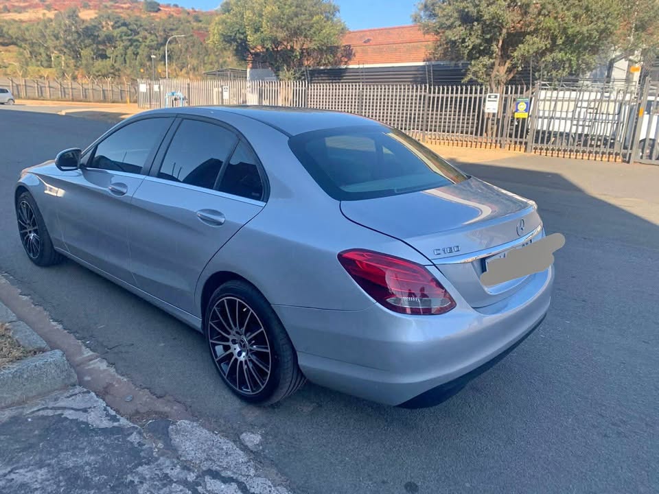 2016 Mercedes Benz C180 Excellent Condition