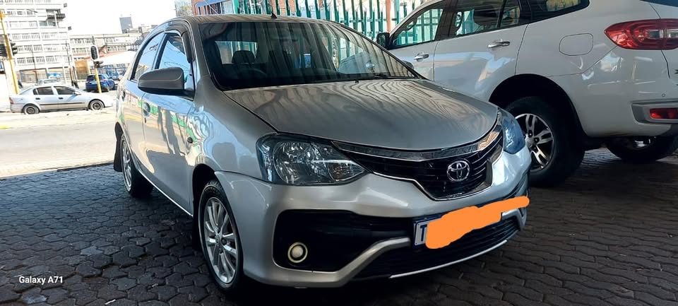 Toyota Etios 1.5 Sprint Manual petrol Sedan  2017 Silver