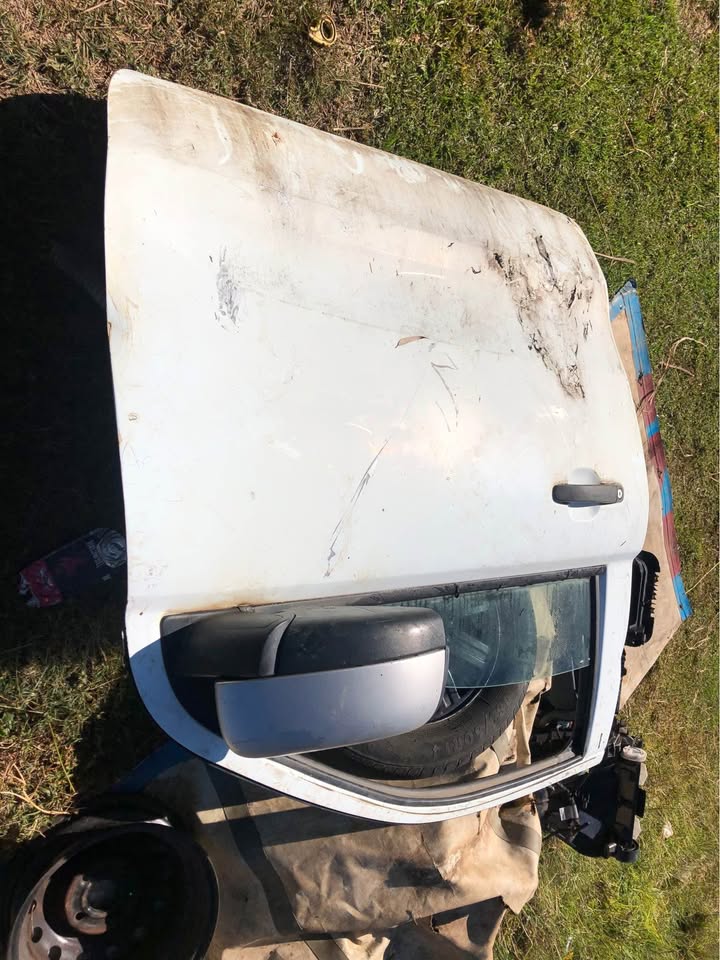 Ford Ranger T6 front Doors - Private Seller Ford Ranger T6 front Doors - Private Seller