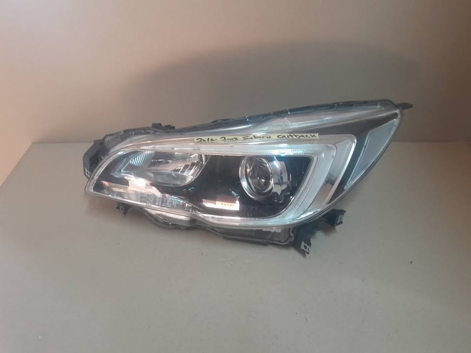 2016-2018 SUBARU OUTBACK LEFT SIDE HEADLIGHT FOR SALE