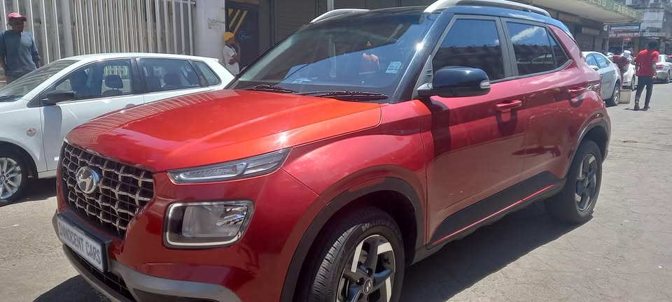 2020 HYUNDAI VENUE 1.0 PETROL, AUTOMATIC TRANSMISSION, MAROON COLOUR, MILEAGE