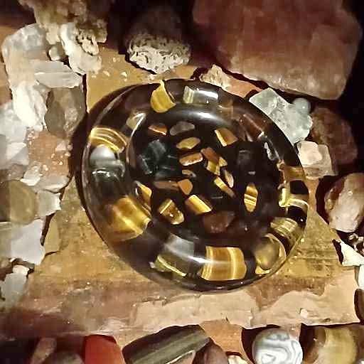 Ashtray with agate stones, never used Ashtray with agate stones, never used