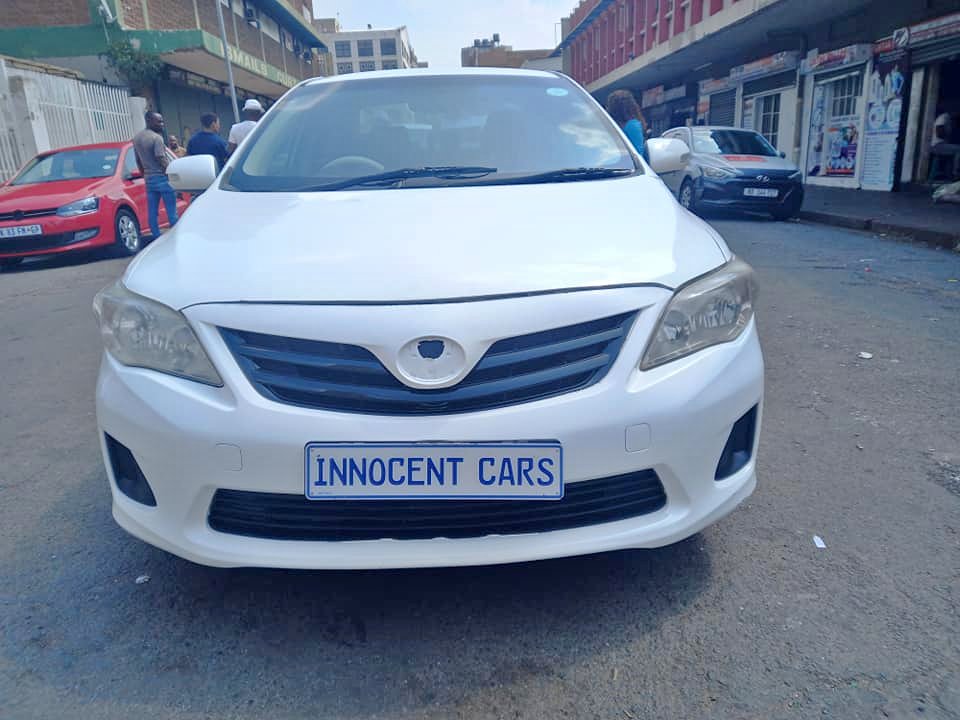 2011 TOYOTA COROLLA PROFESSIONAL 1.6 PETROL, MANUAL TRANSMISSION, WHITE COLOUR,  95000KM