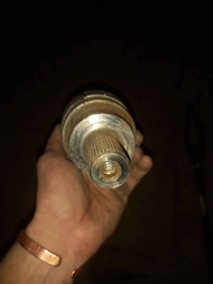 VOLVO XC90 D5 2.4D REAR DRIVING SHAFT L&R