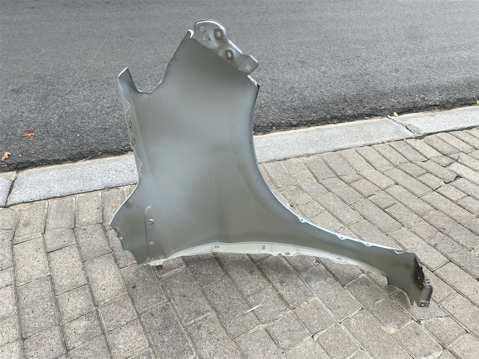2024 TOYOTA RUMION/SUZUKI ERTIGA LEFT FRONT FENDER FOR SALE - Private Seller 2024 TOYOTA RUMION/SUZUKI ERTIGA LEFT FRONT FENDER FOR SALE - Private Seller