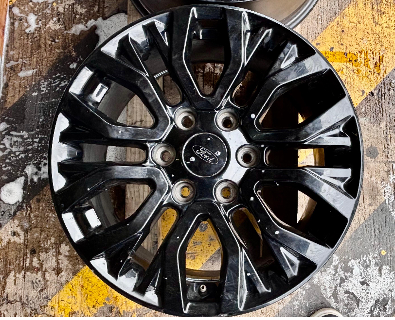 ORIGINAL FORD RIMS - Private Seller ORIGINAL FORD RIMS - Private Seller