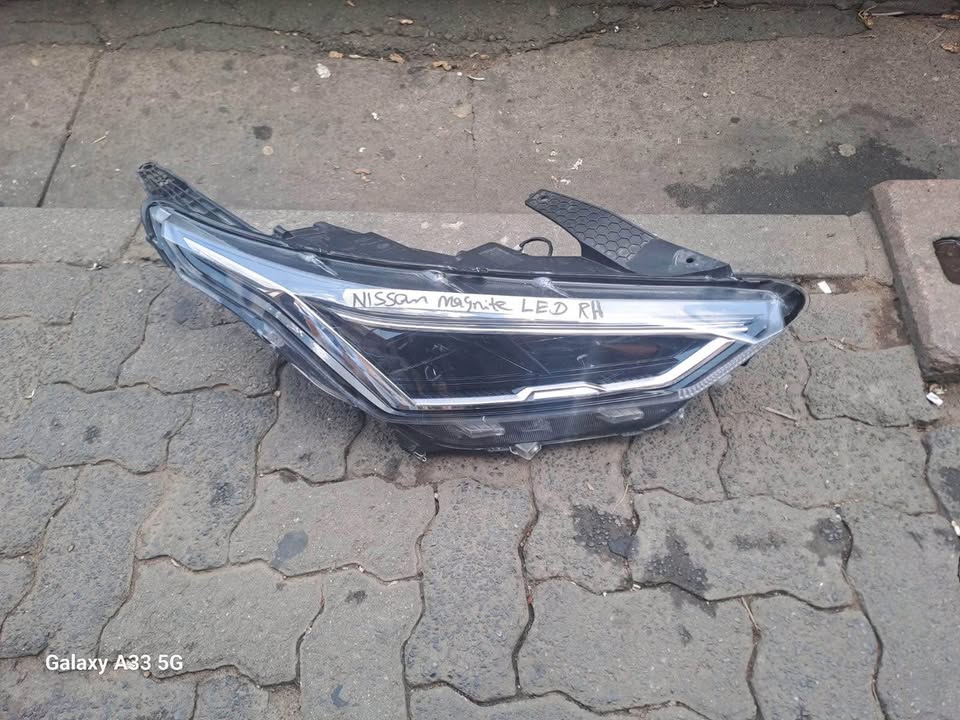 Nissan Magnite LED headlight - Private Seller Nissan Magnite LED headlight - Private Seller