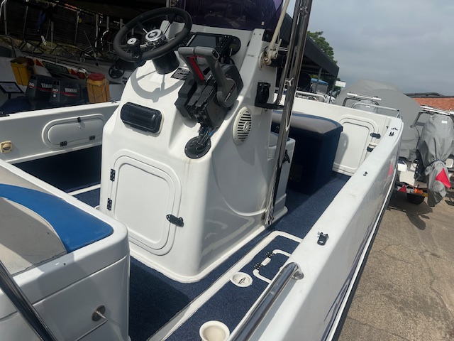Kosi cat 16 C/C with 2 x Yamaha F60hp Motors - Private Seller Kosi cat 16 C/C with 2 x Yamaha F60hp Motors - Private Seller