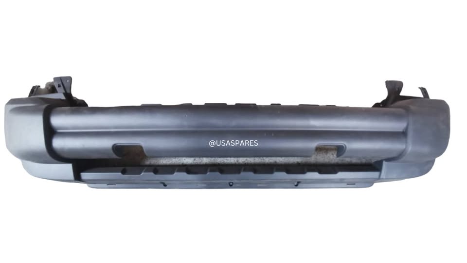 Jeep Cherokee New Front Bumper Cover For Sale - Private Seller Jeep Cherokee New Front Bumper Cover For Sale - Private Seller