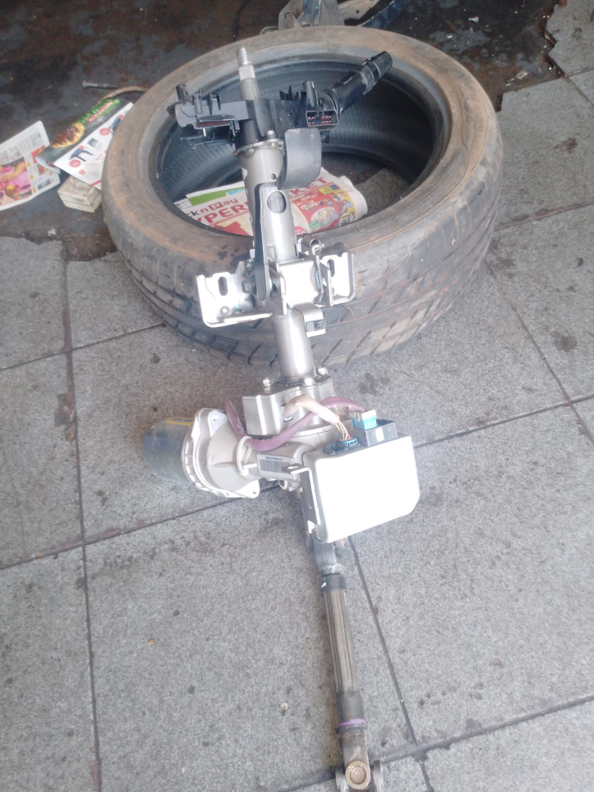 HYUNDAI ACCENT STEERING COLUMN FOR SALE - Private Seller