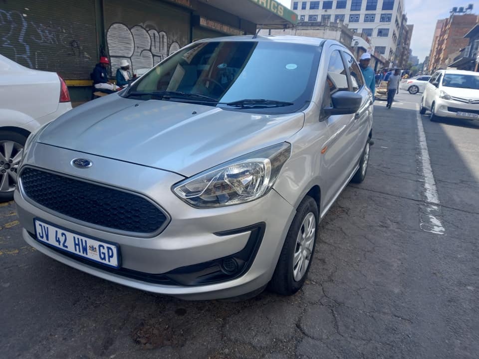 2019 FORD FIGO SEDAN 1.2 PETROL, MANUAL TRANSMISSION, MILEAGE, SILVER COLOR, PRICE
