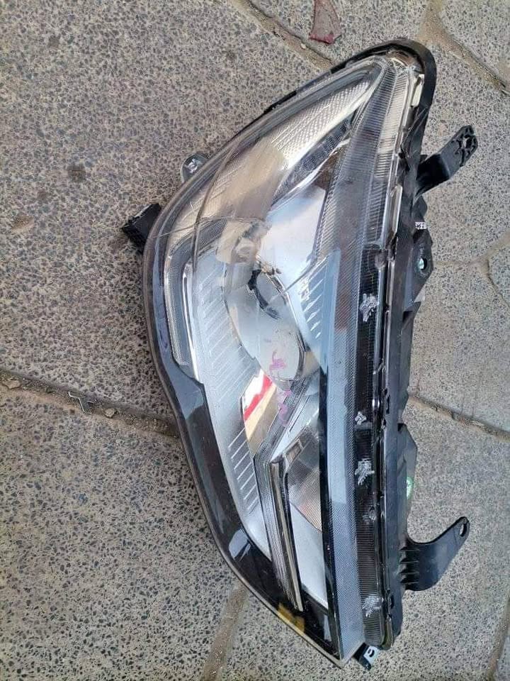 Haval Jolion Headlight Rhs 2021. At Sema Spare Center Cost-Effective Solutions - Private Seller