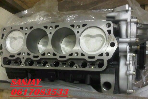 BRAND NEW TOYOTA HIACE 4Y HALF ENGINES - Private Seller