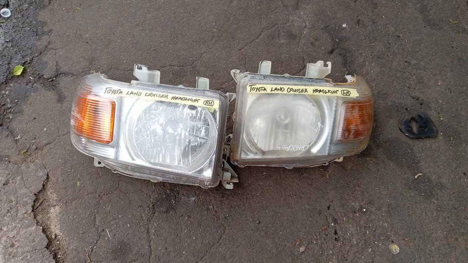 TOYOTA LAND CRUISER HEADLIGHT LH&RH - Private Seller TOYOTA LAND CRUISER HEADLIGHT LH&RH - Private Seller