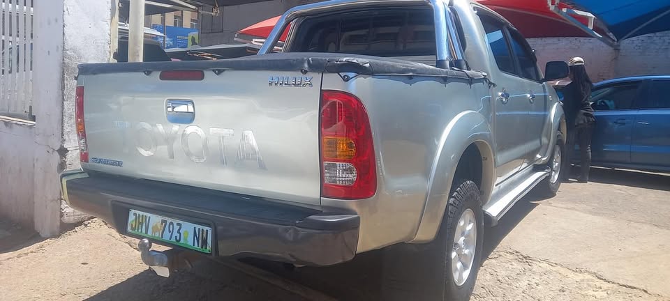 Used 2008 Toyota Hilux 3.0D-4D double cab 4x4 Raider Heritage Edition auto - Private Seller Used 2008 Toyota Hilux 3.0D-4D double cab 4x4 Raider Heritage Edition auto - Private Seller