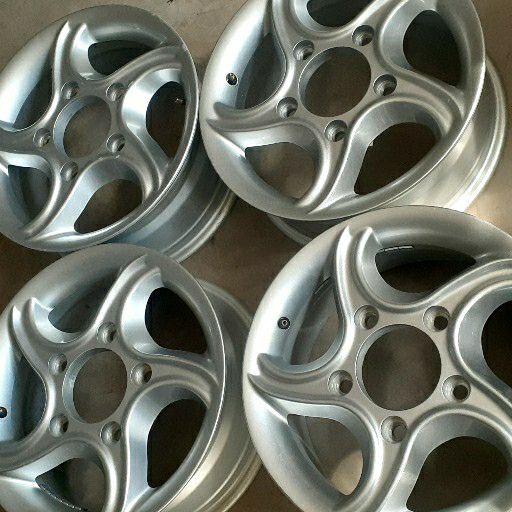 Mahindra rims