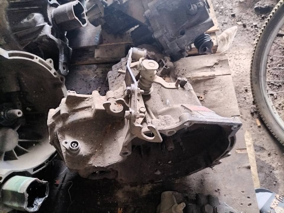 Hyundai Sonata gearbox for sale - Private Seller
