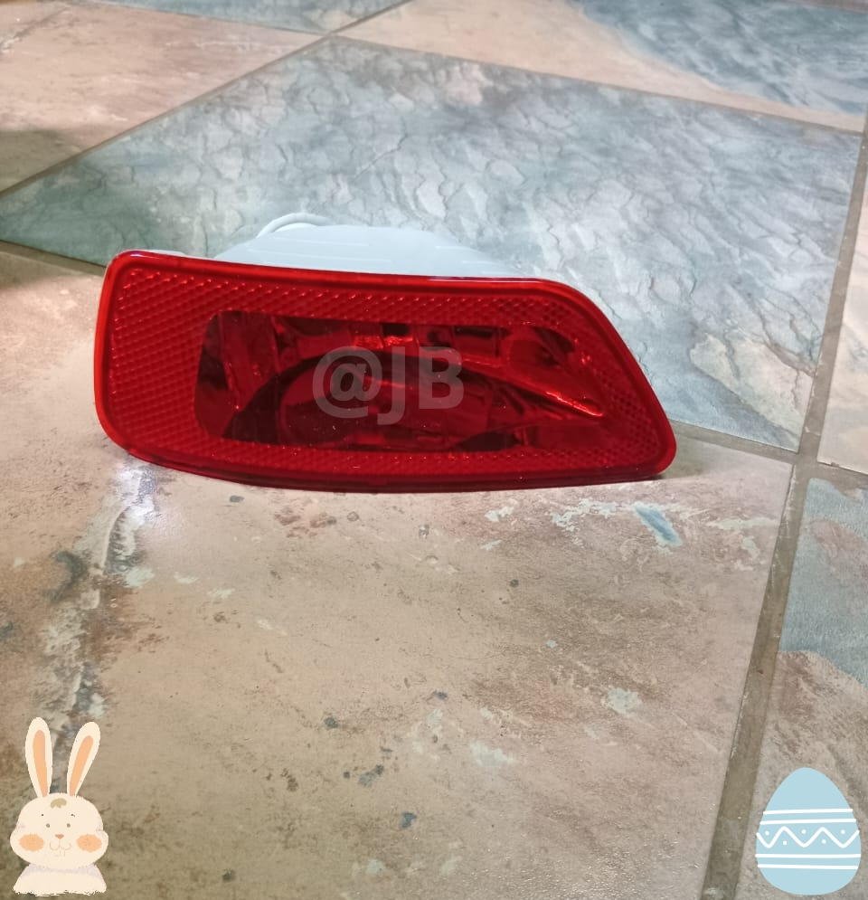 L|H Jeep Grand Cherokee Wk2 New Brake Light - Private Seller L|H Jeep Grand Cherokee Wk2 New Brake Light - Private Seller