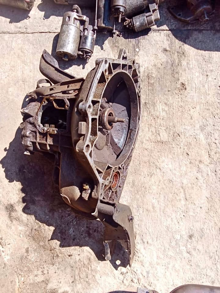 Opel utility gearbox - Private Seller Opel utility gearbox - Private Seller